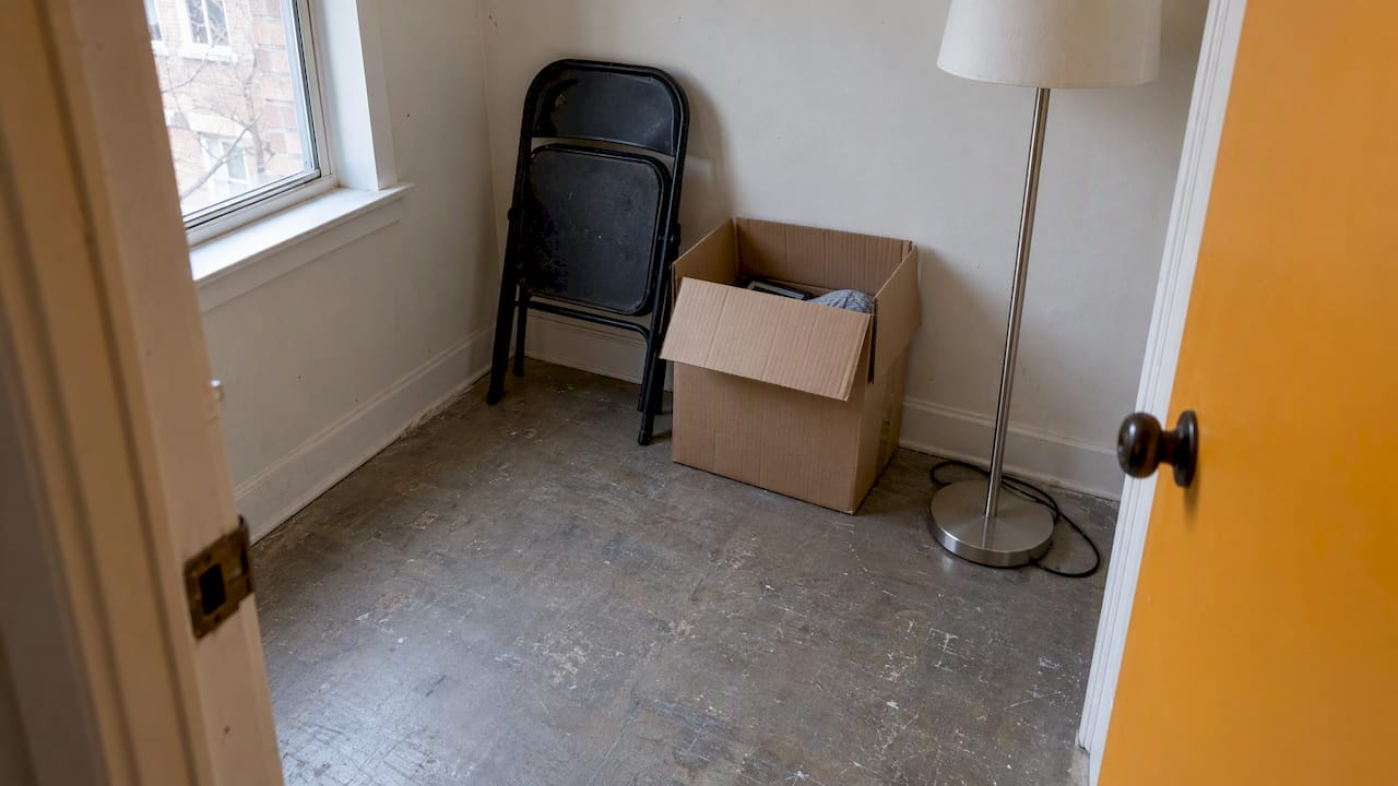 Objets laissés dans un espace de rangement